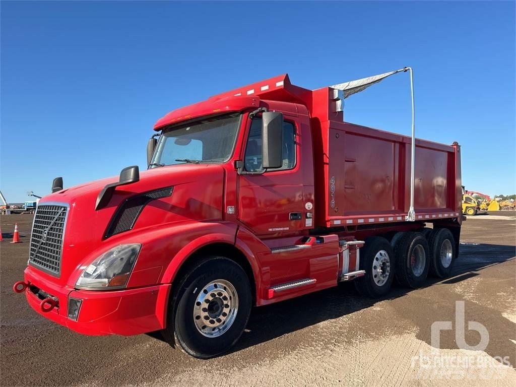 Volvo VNL300 Tippbil