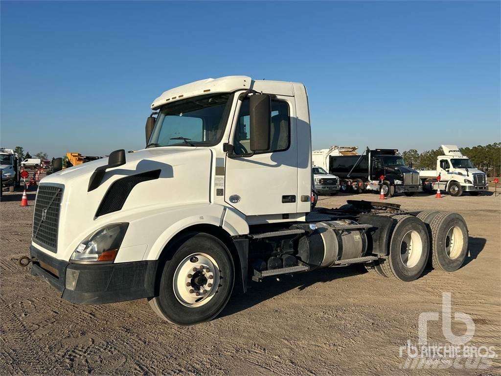 Volvo VNL300 Trekkvogner