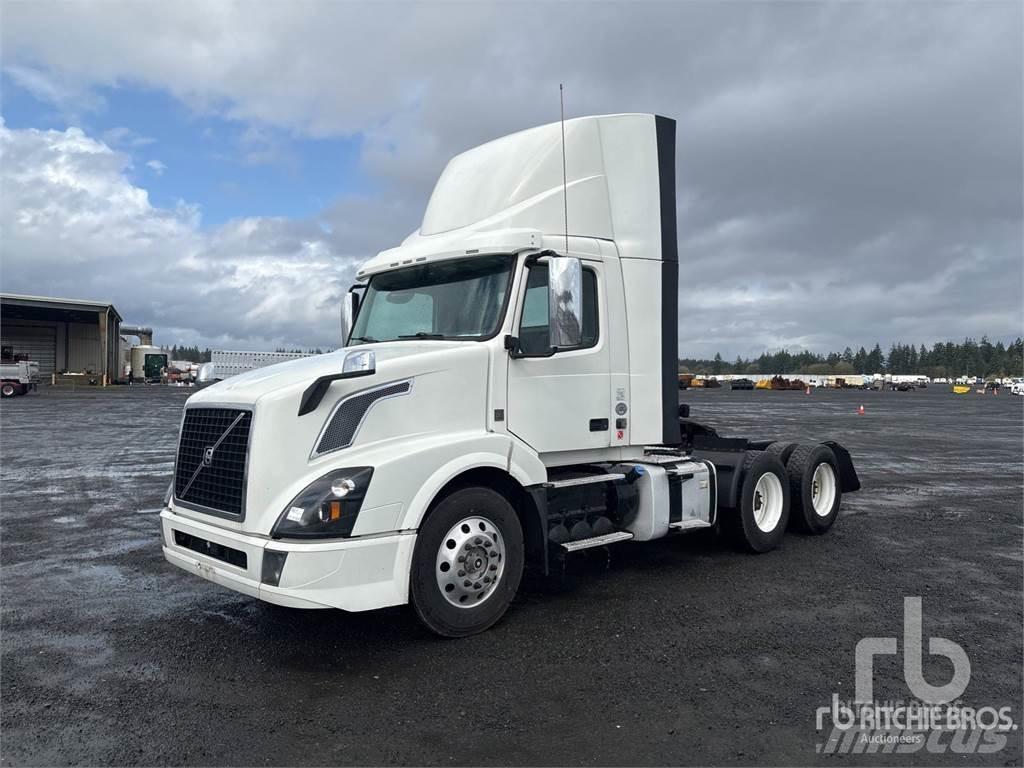 Volvo VNL300 Trekkvogner
