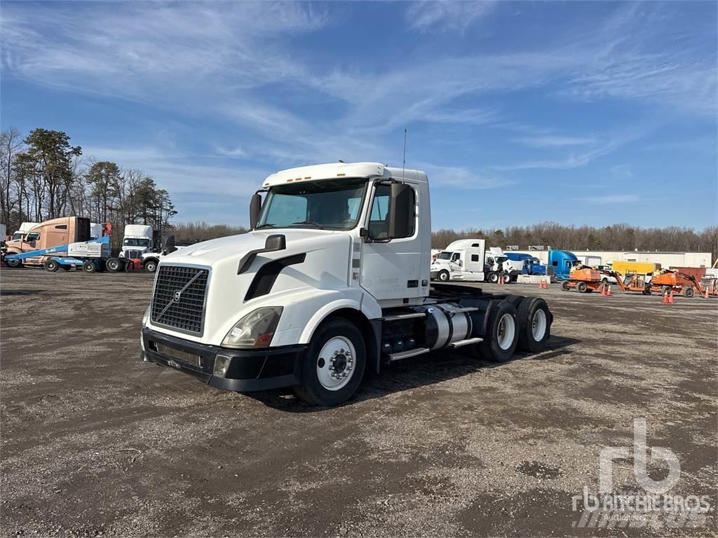 Volvo VNL300 Trekkvogner