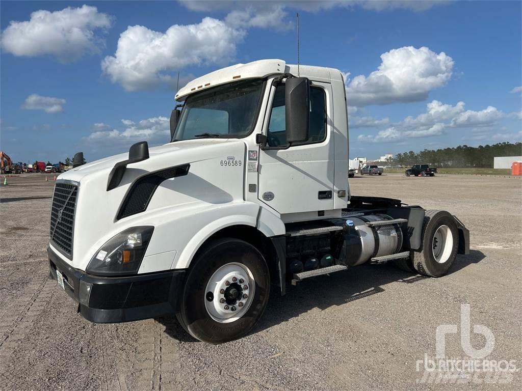 Volvo VNL300 Trekkvogner