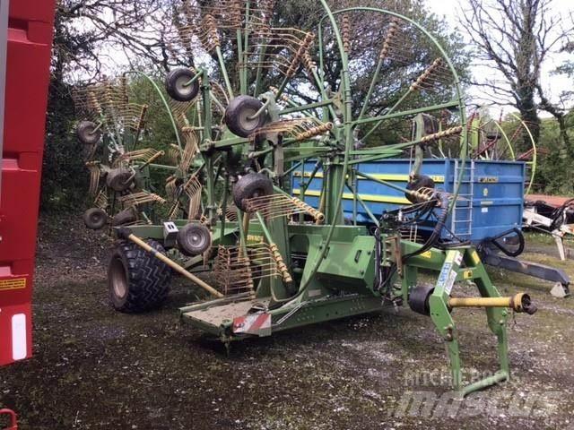 Krone 1400+ Raker og høyvendere