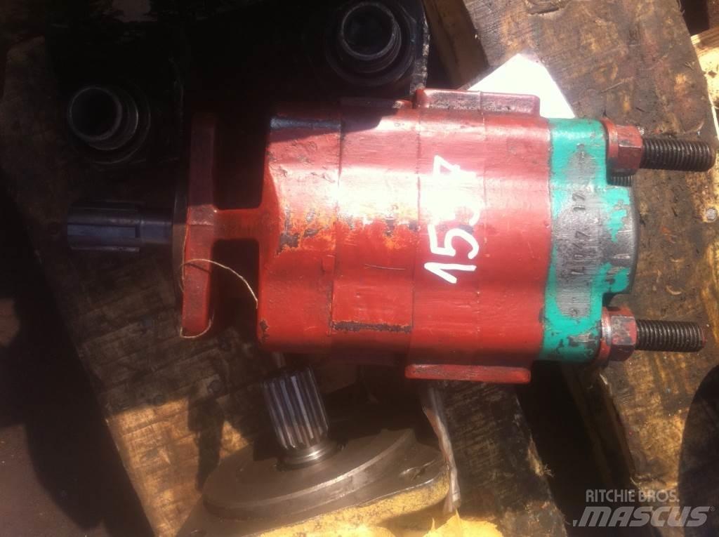 Commercial INTERTECH EB1685 Hydraulikk