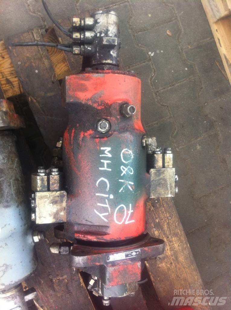O&K 2105379 + KU7179 I/89395 Anlegg - Annet