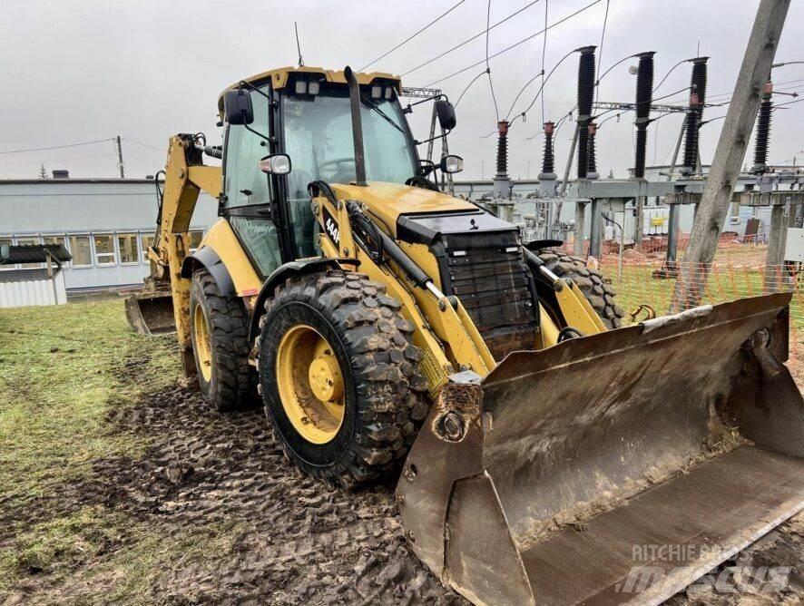 CAT 444F Traktorgravere