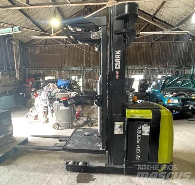 Clark OSX15 Truck - Annet