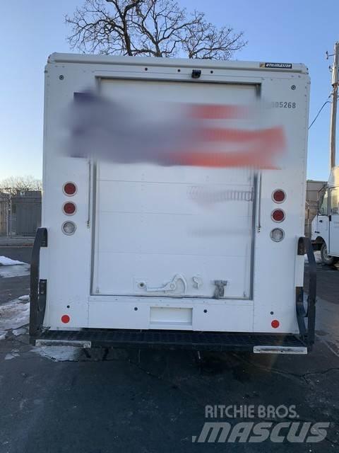 Ford E350 Skapbiler