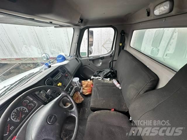 Freightliner M2 Skapbiler