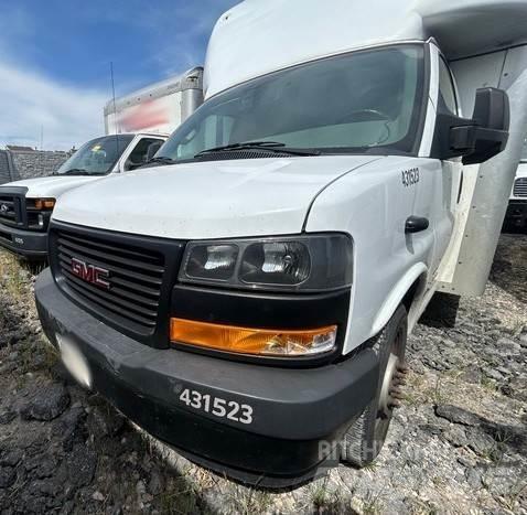 GMC Savana 4500 Skapbiler