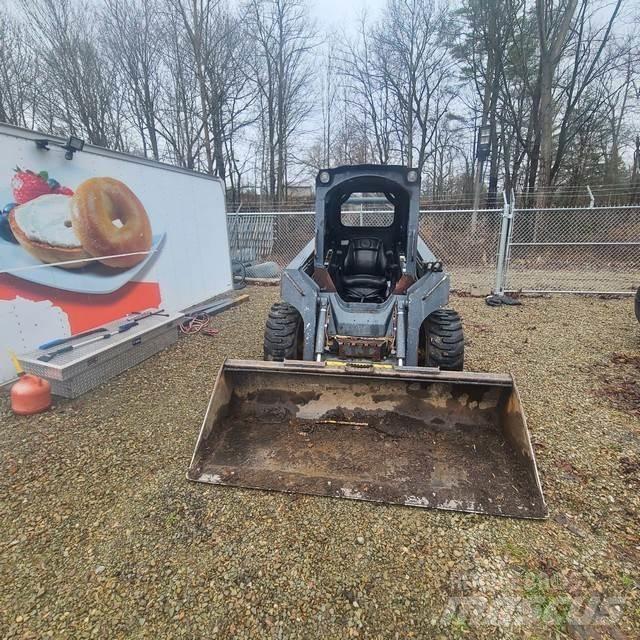 John Deere 320D Kompaktlastere