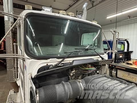 Kenworth T800W Trekkvogner
