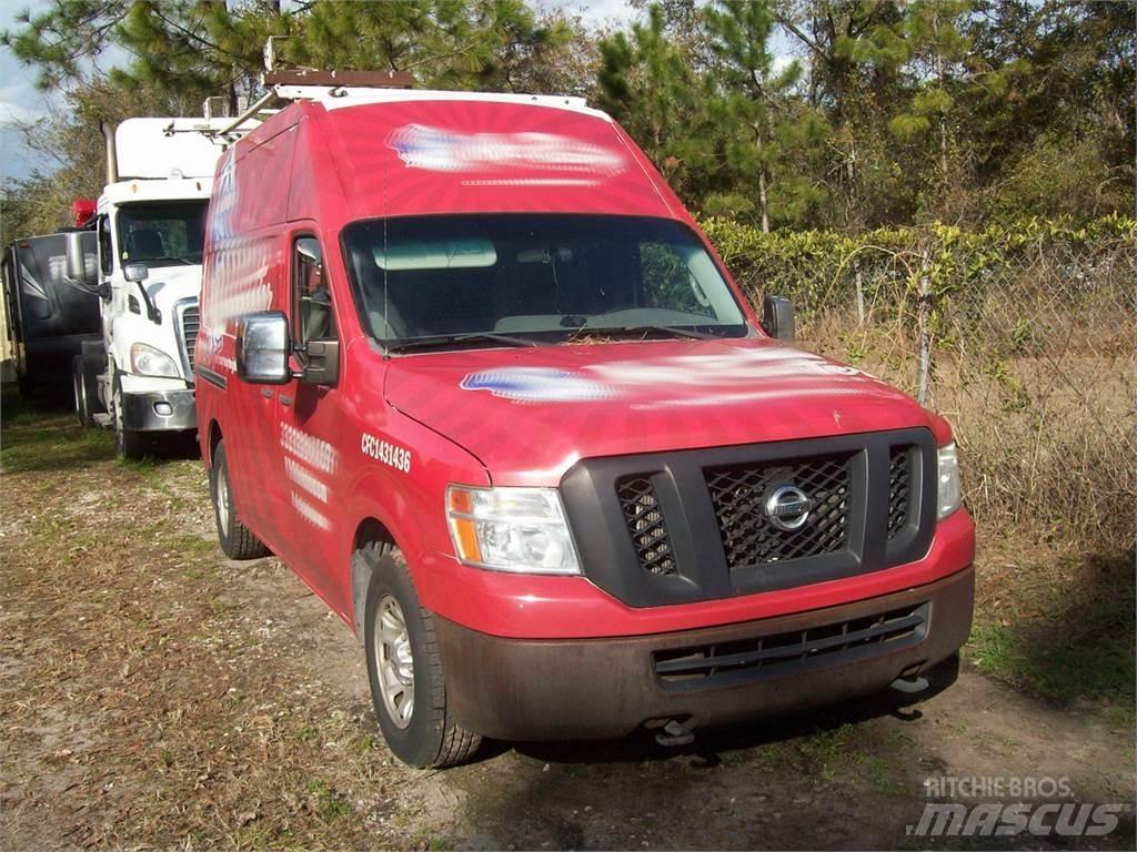Nissan NV2500 Lette lastebiler