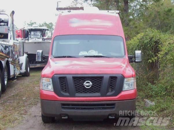 Nissan NV2500 Lette lastebiler