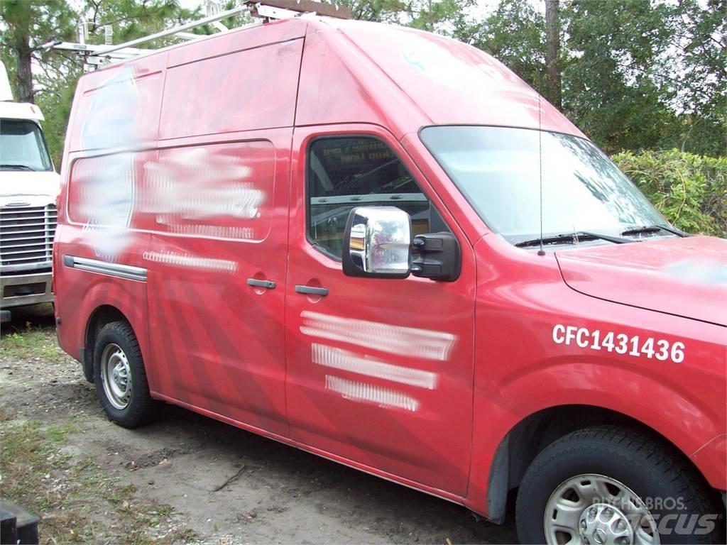 Nissan NV2500 Lette lastebiler