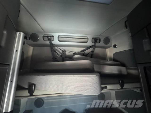 Volvo VNL64T670 Trekkvogner