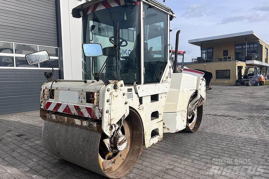 CAT CB 434 D Tandem Valser