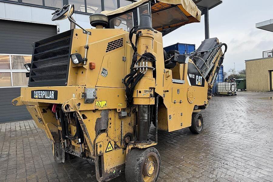 CAT PM 102 Asfalt-kaldfresere