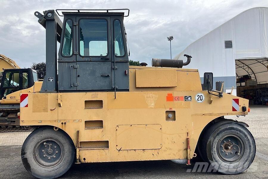 Hamm GRW 15 Gummihjulsvalser
