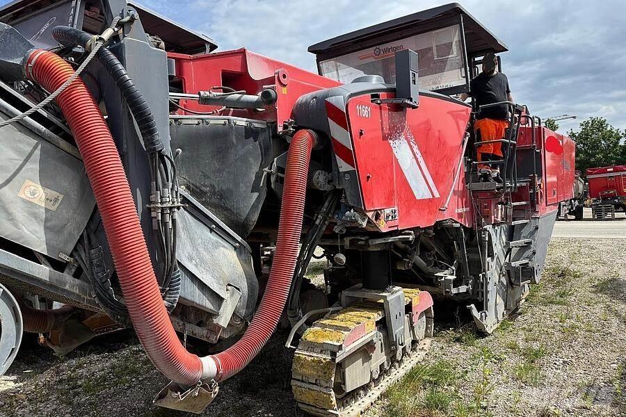 Wirtgen W 250 Asfalt-kaldfresere