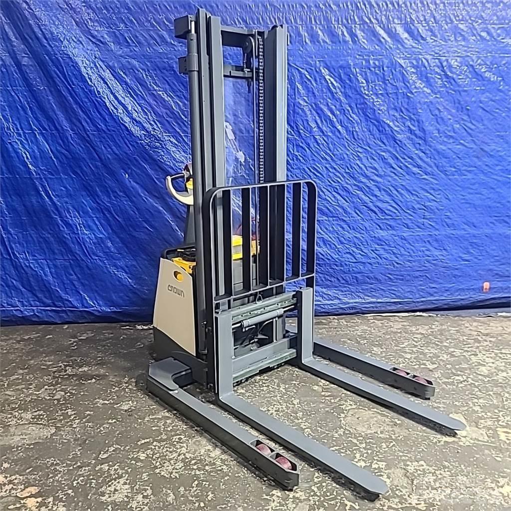 Crown SX3000-40 Stablere