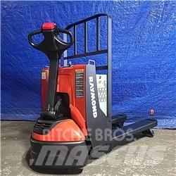 Raymond 8210 Jekketralle