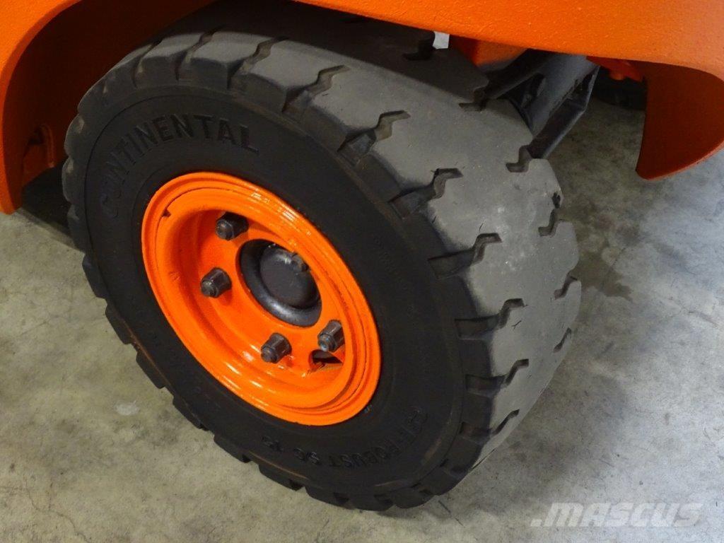 Linde H30D Diesel Trucker