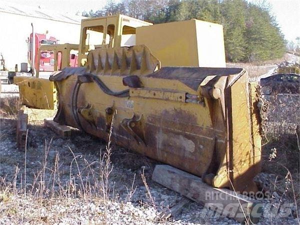 CAT 1083973 Kniver