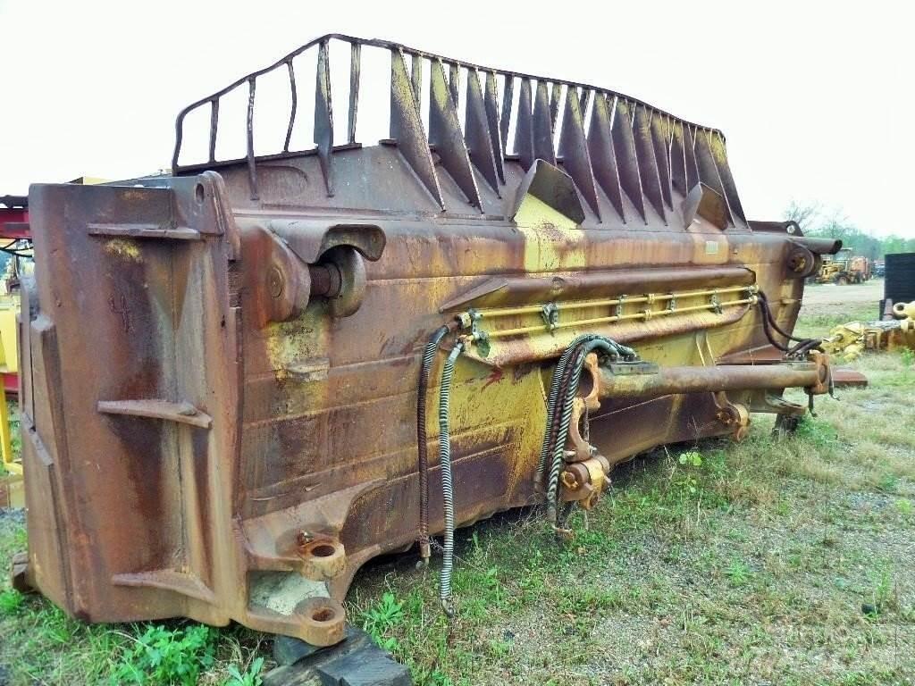 CAT D11 Kniver