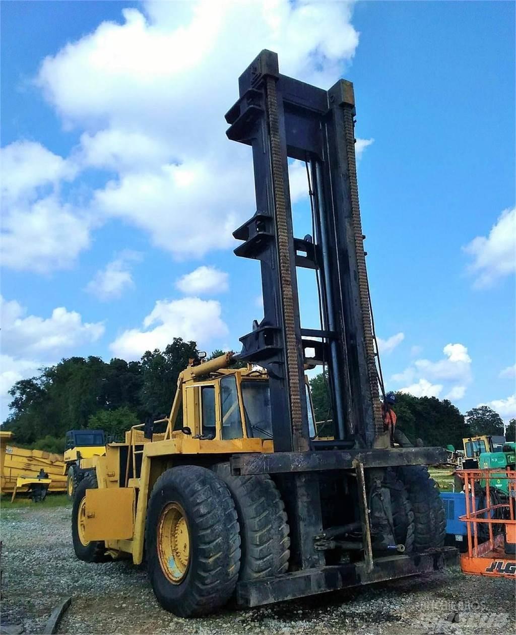CAT V900 Diesel Trucker