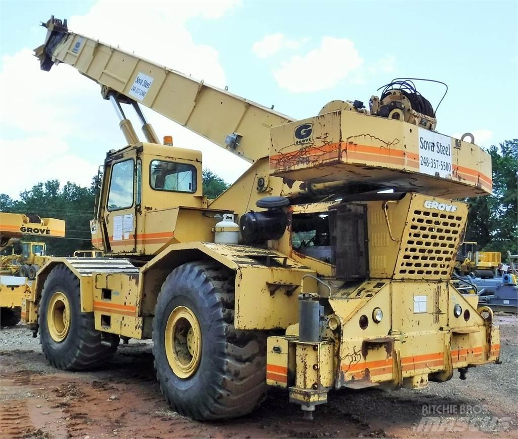 Grove RT740 Røff terreng kraner
