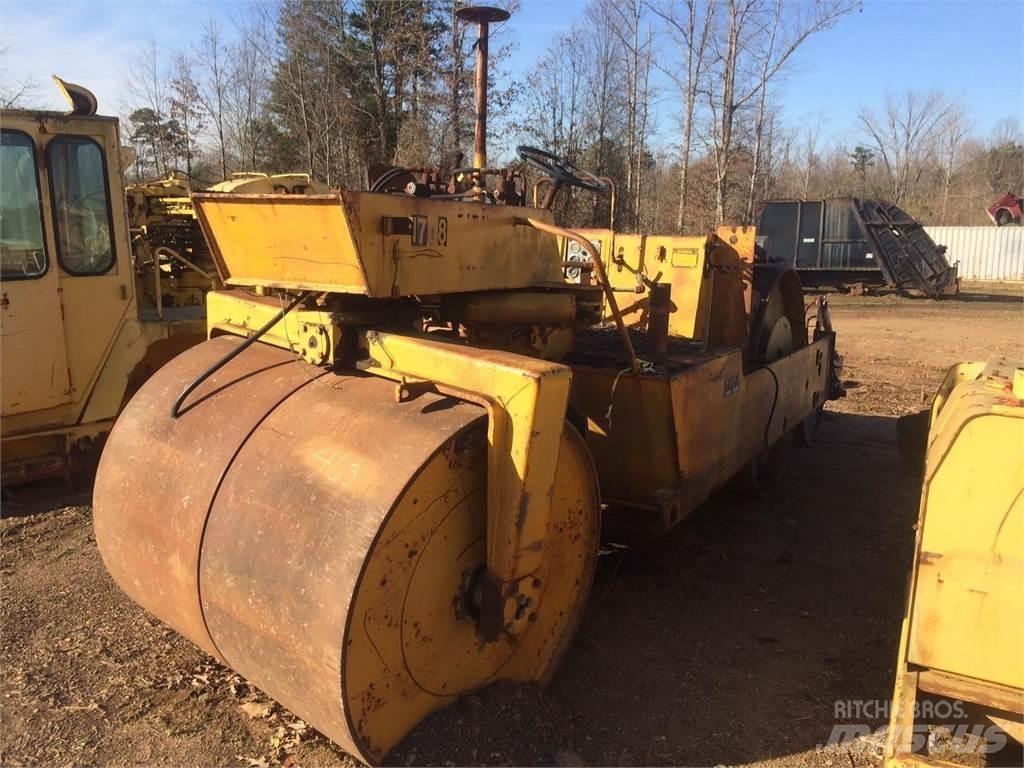 Koehring S812A Valsetog