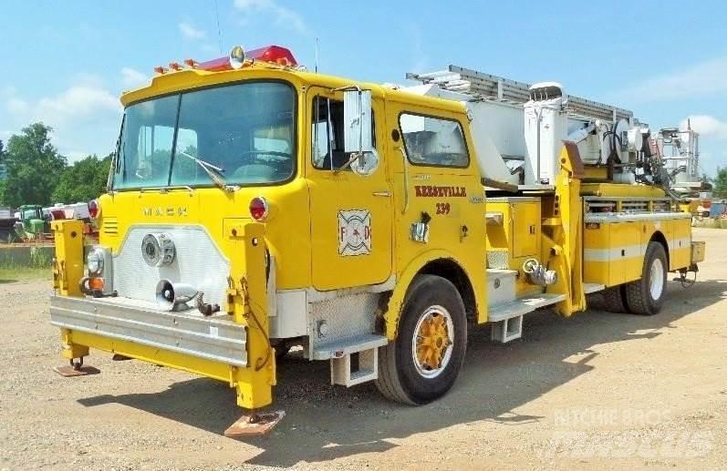 Mack CF685 Brannbil