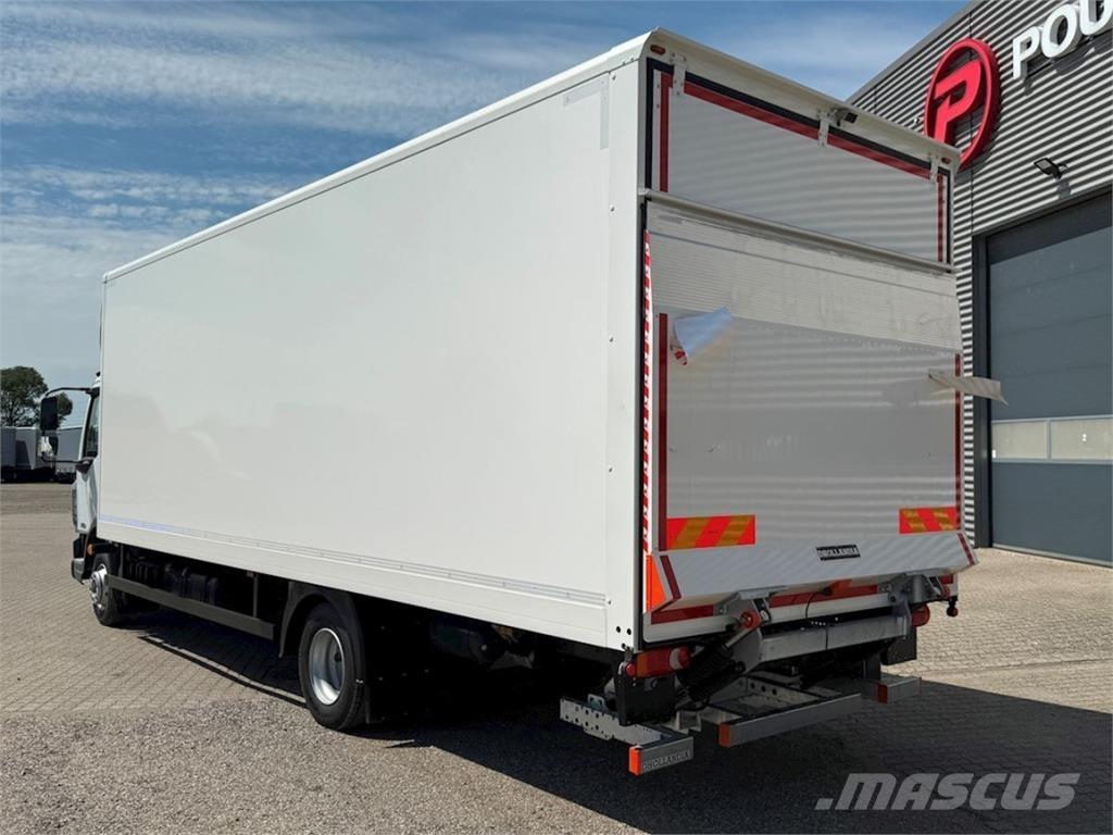 DAF XB230 m. lift Skapbiler