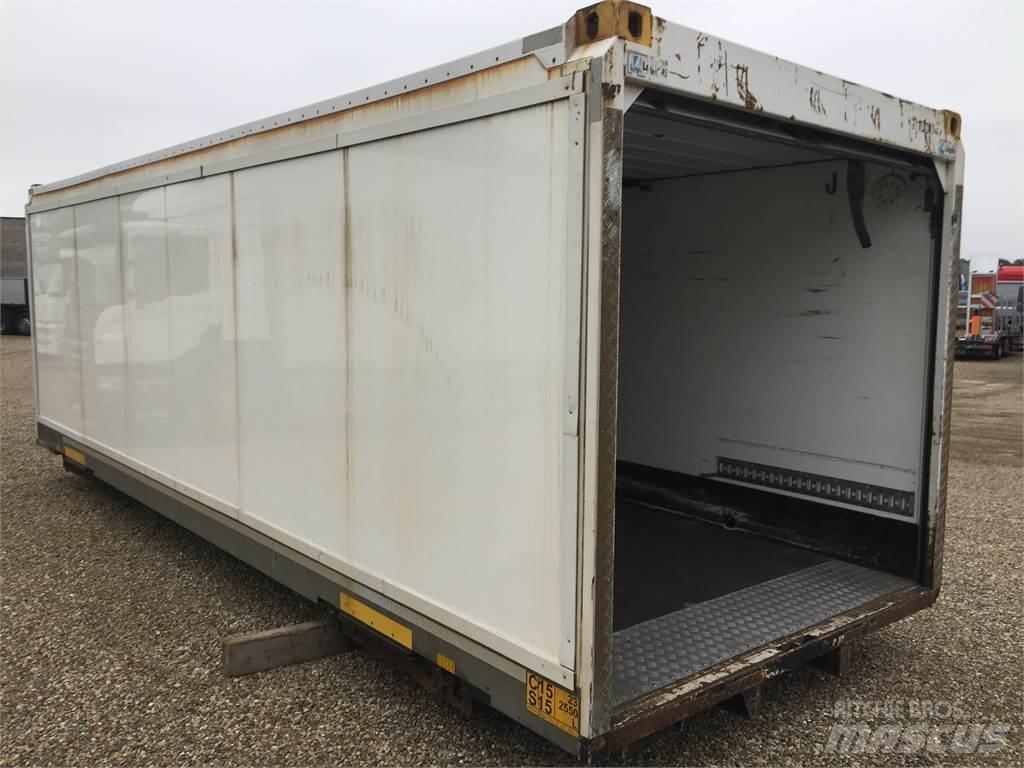  7450 mm med rulleport Lettisolert skaptrailer
