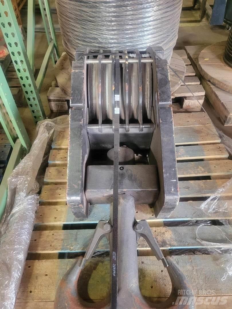 Liebherr  Kran deler og utstyr