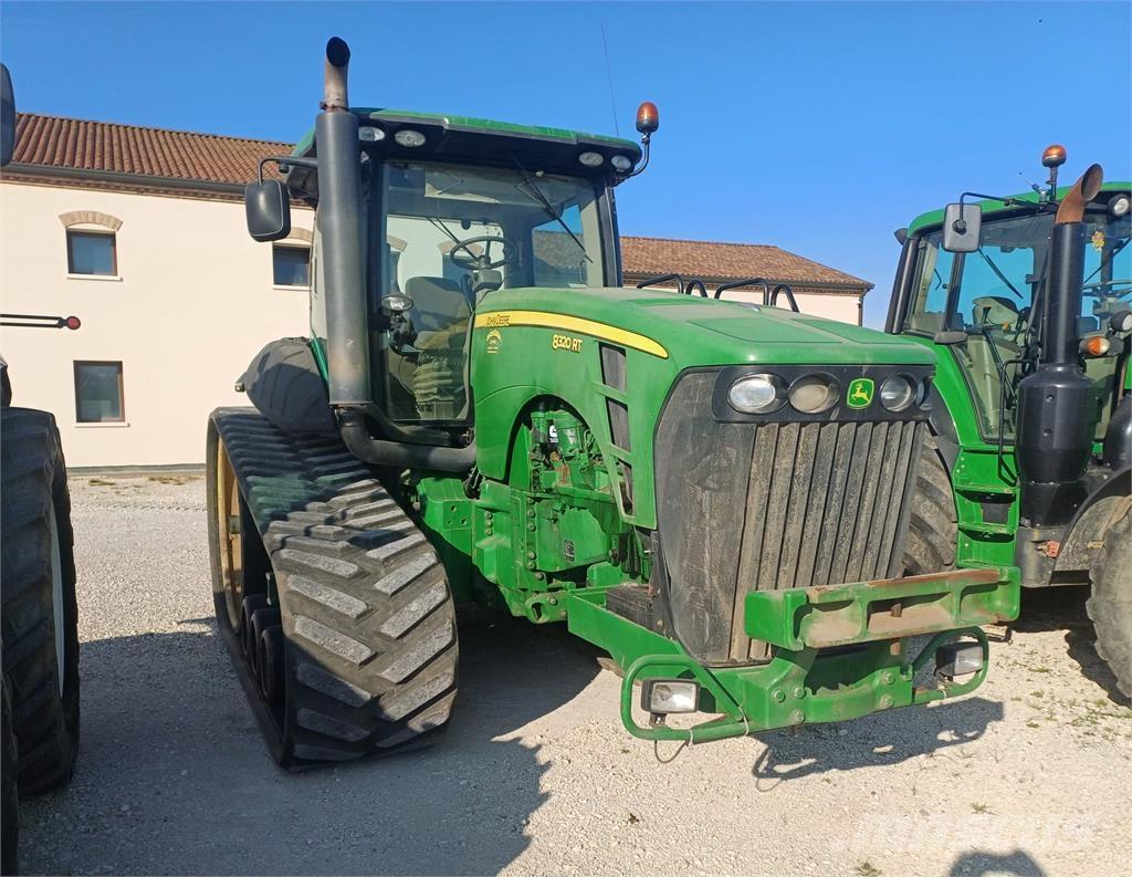 John Deere 8320 RT Traktorer