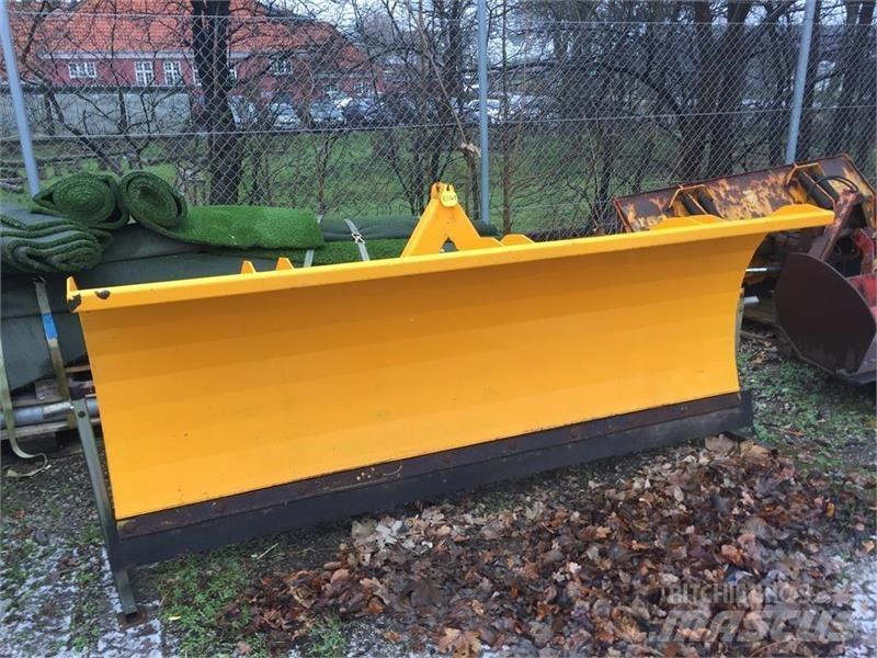 FM 2,5M Snøploger- og skjær