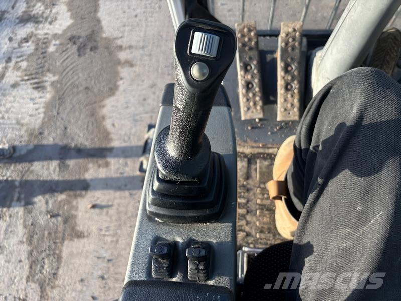 Fuchs MHL250 Truck - Annet