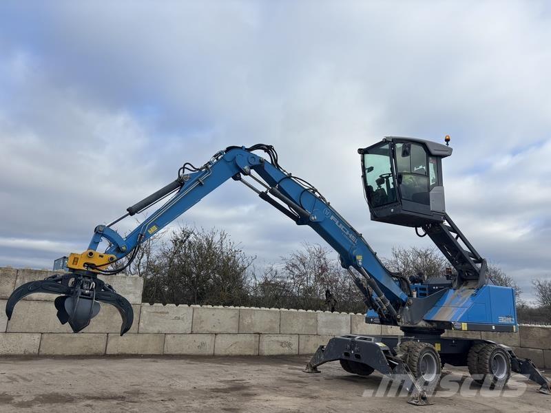 Fuchs MHL320 Gravemaskiner for avfallshåndtering