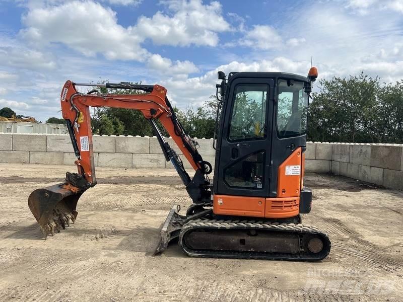 Hitachi ZX26U-5A CR Beltegraver