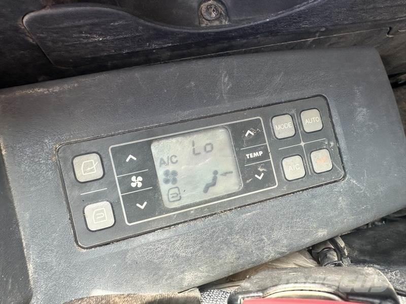Hyundai HX130LCR Beltegraver
