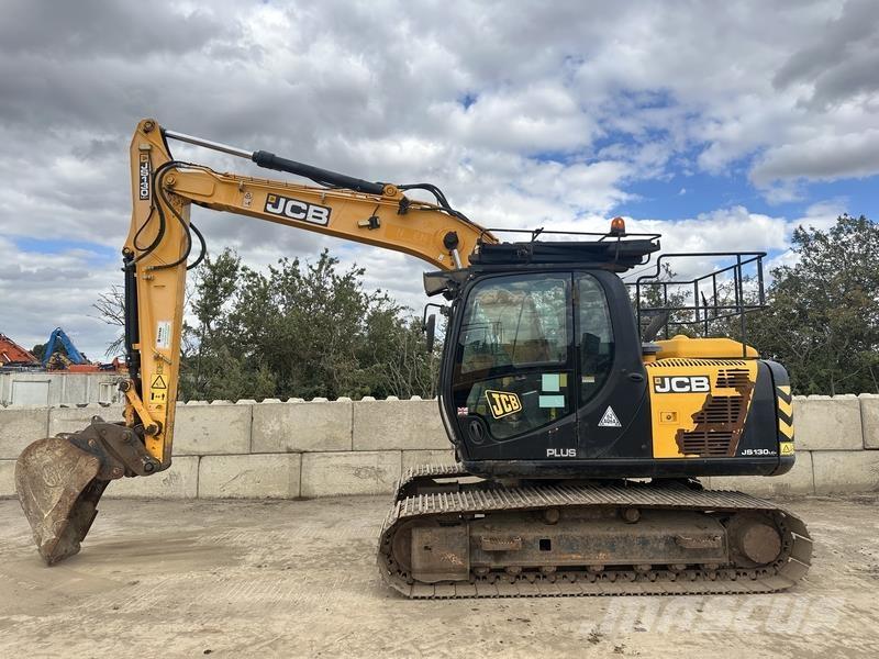JCB JS130 Beltegraver