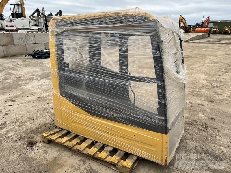 Komatsu PC130-8 Anlegg - Annet