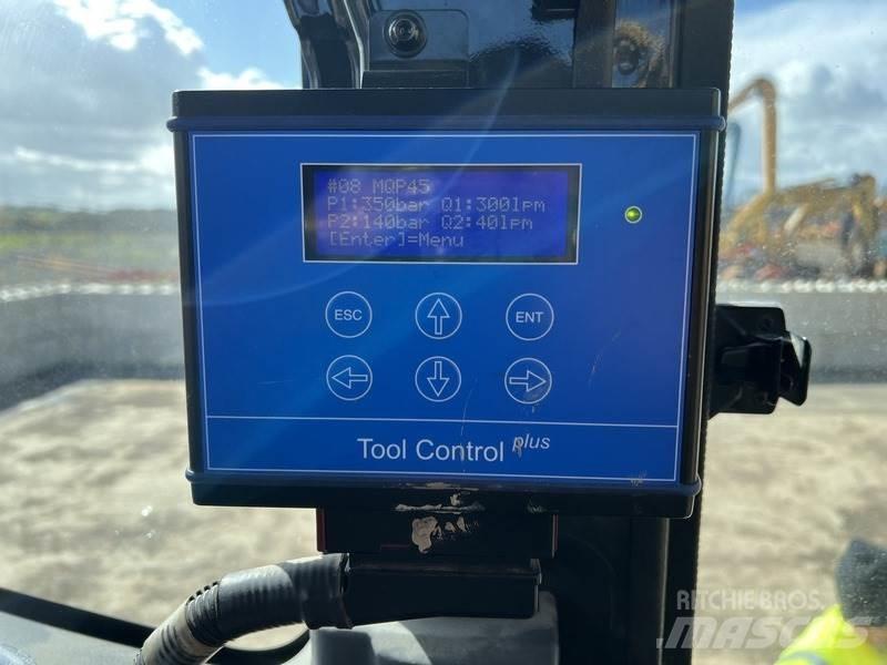 Komatsu PC490HRD-11 Gravemaskiner for riving