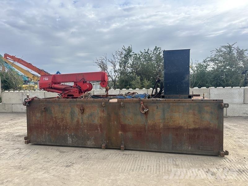 TMC Grove M977 Andre kraner
