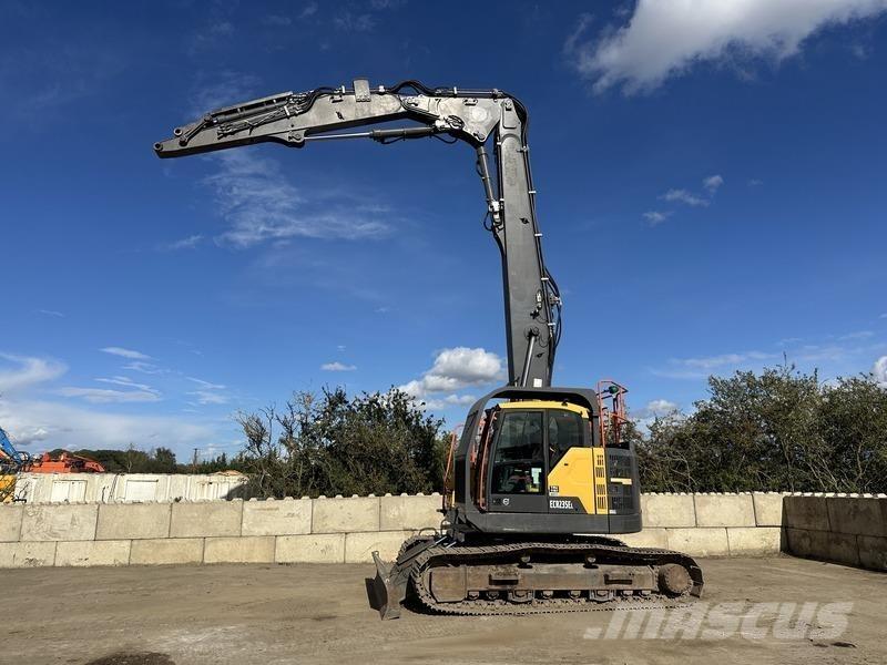 Volvo ECR235E HRD Gravemaskiner for riving