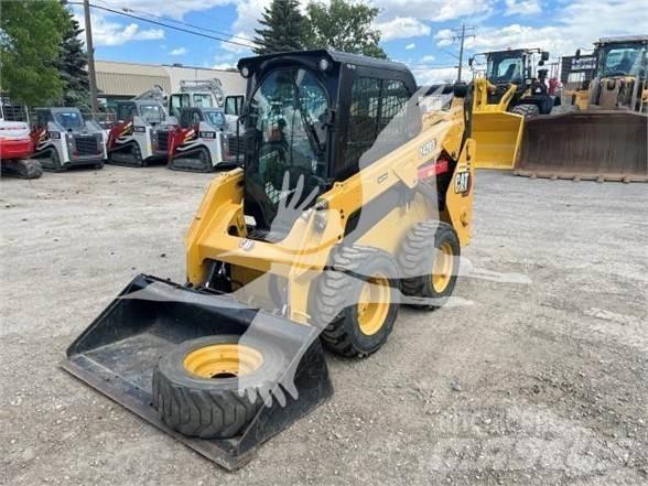 CAT 242D3 Kompaktlastere