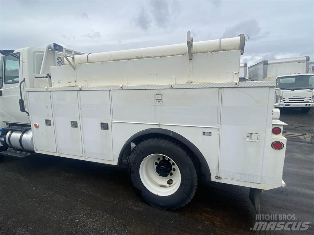  Adkins Service Body Andre lastebiler