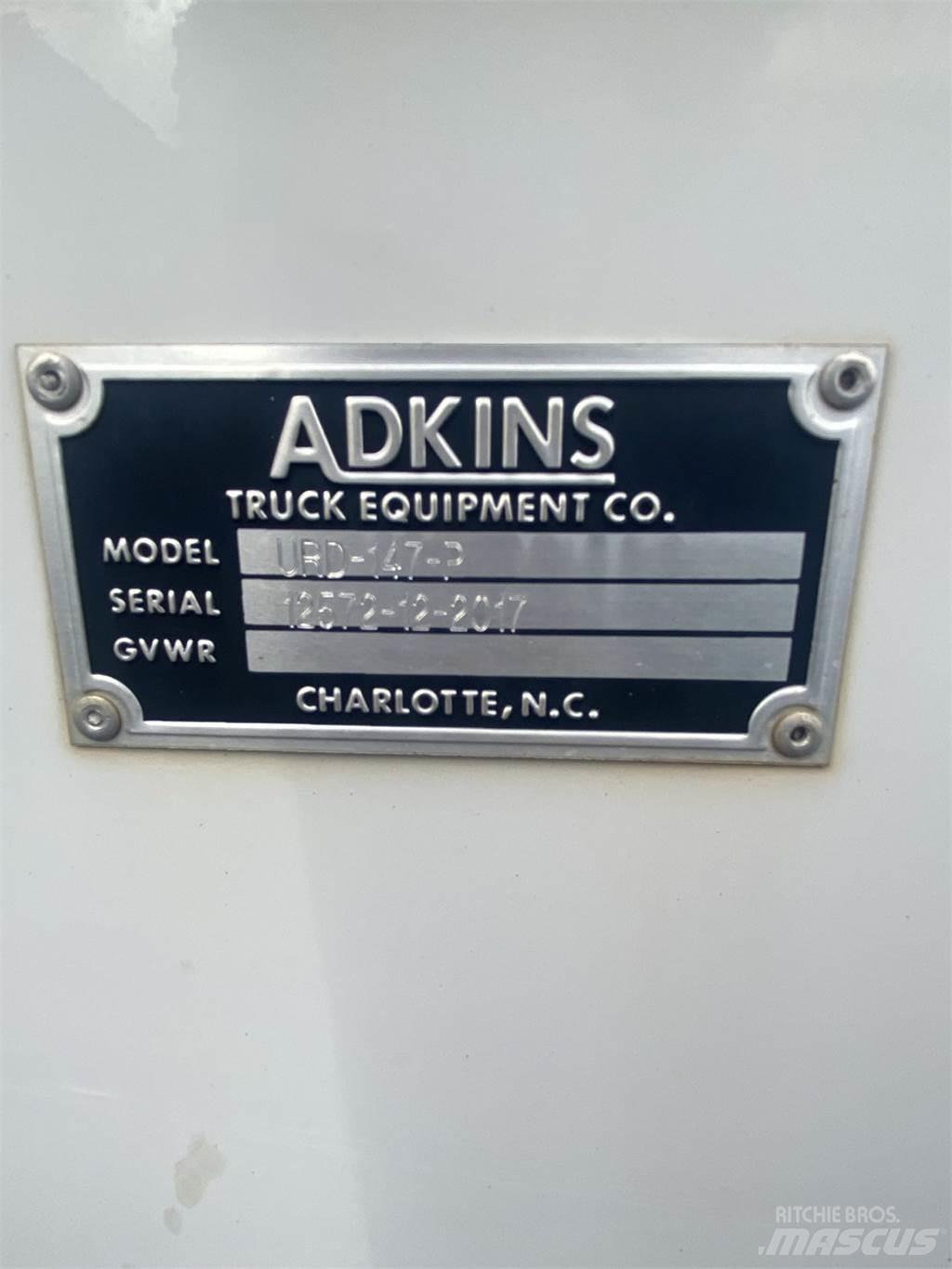  Adkins Service Body Andre lastebiler