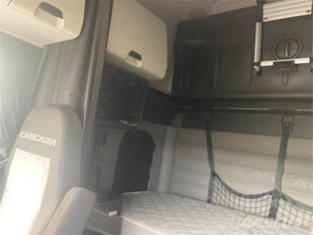 Freightliner  Trekkvogner